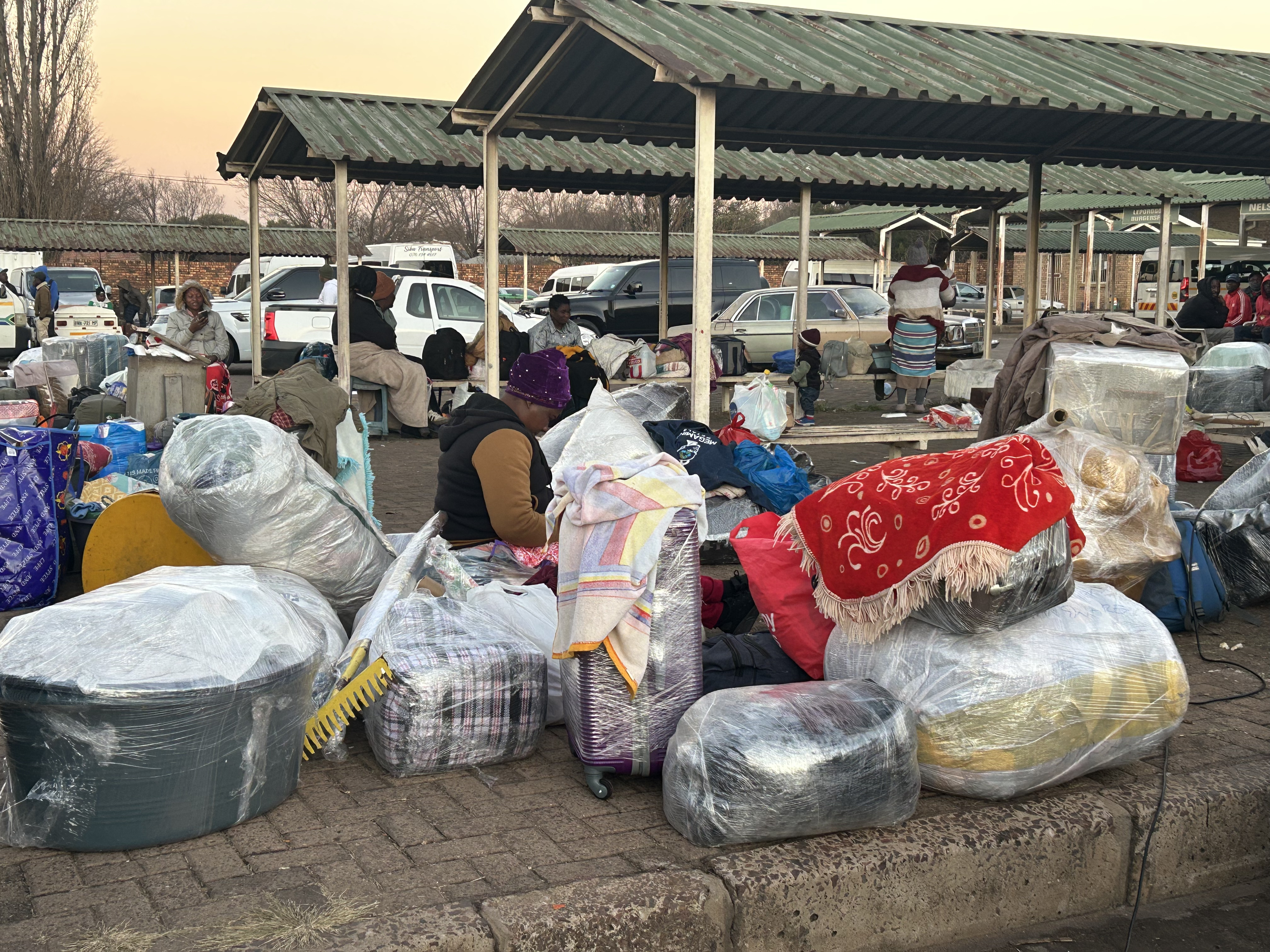 Malawian and Zimbabwean nationals shelter at Middelburg taxi rank amid repatriation drive