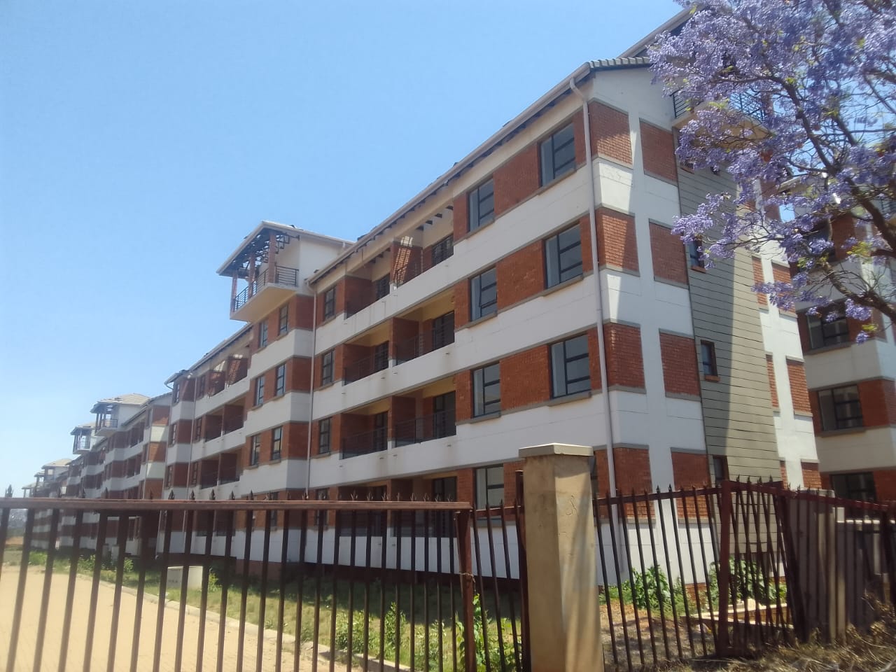 DA launches ‘Stop Power Grab’ campaign at abandoned Kusile flats, condemns Eskom’s proposed 40% tariff hike