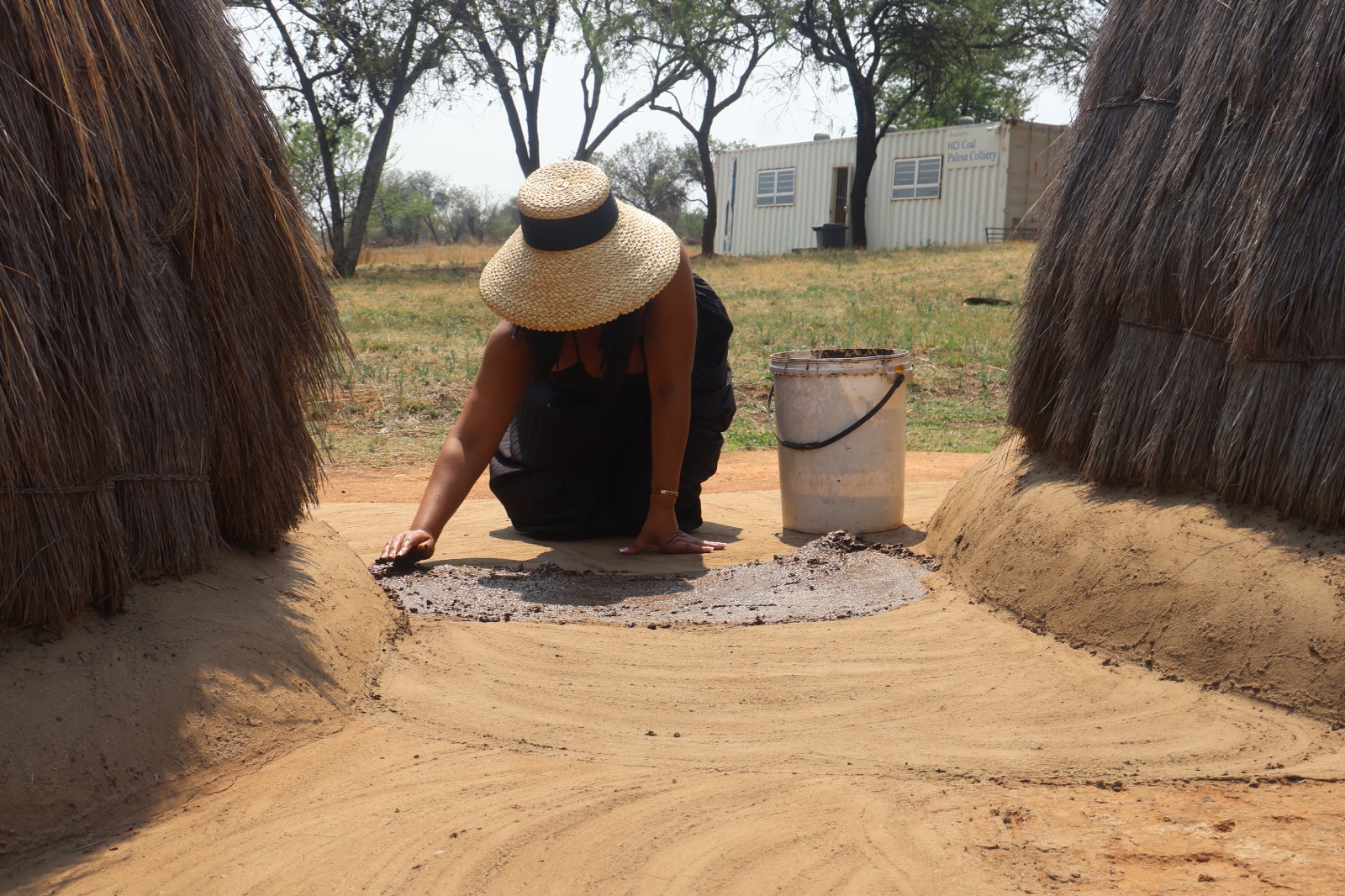 IKgodwana Cultural Village  iyikaba yamagugu wamandebele kanye nokuvilela umlando wesintu