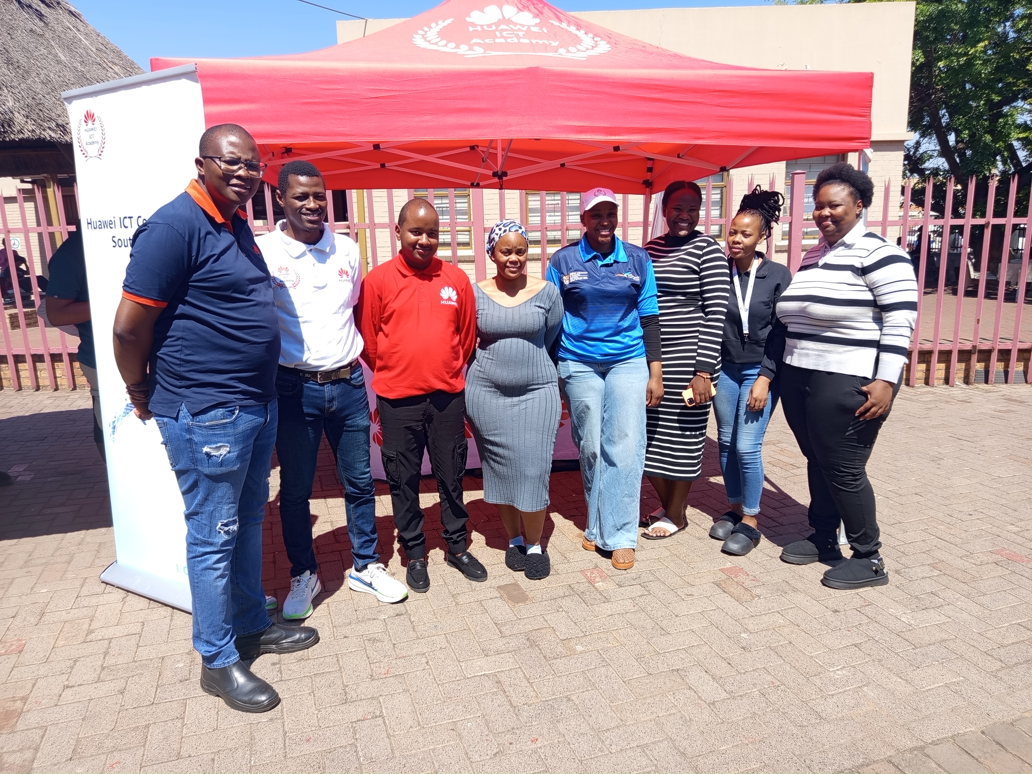 Huawei roadshow puts ICT opportunities in reach of Nkangala TVET students